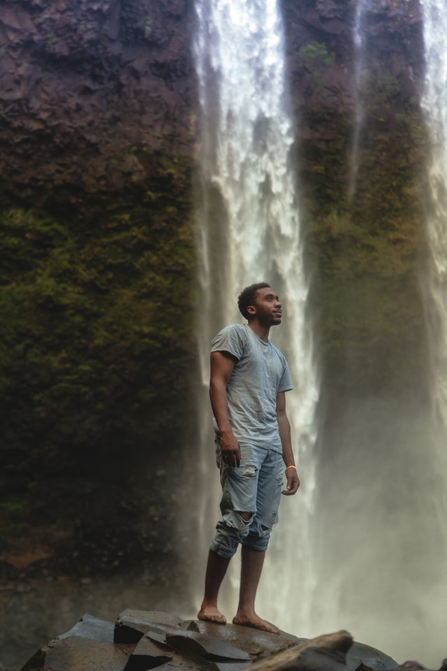 waterfall selfie